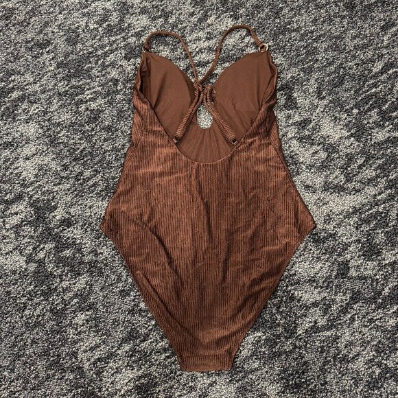 Aerie Swimsuit (M) - Picture 3 of 5